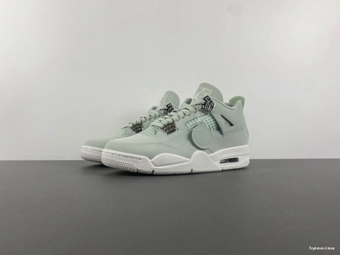 HYPE (W) HV0823-003 4 Jordan Seafoam Air 0702